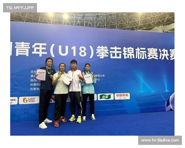 天津青少年拳击锦标赛落幕 U18组+92公斤级决赛上演KO绝杀精彩瞬间 天津青少年拳击锦标赛落幕 U18组+92公斤级决赛上演KO绝杀精彩瞬间